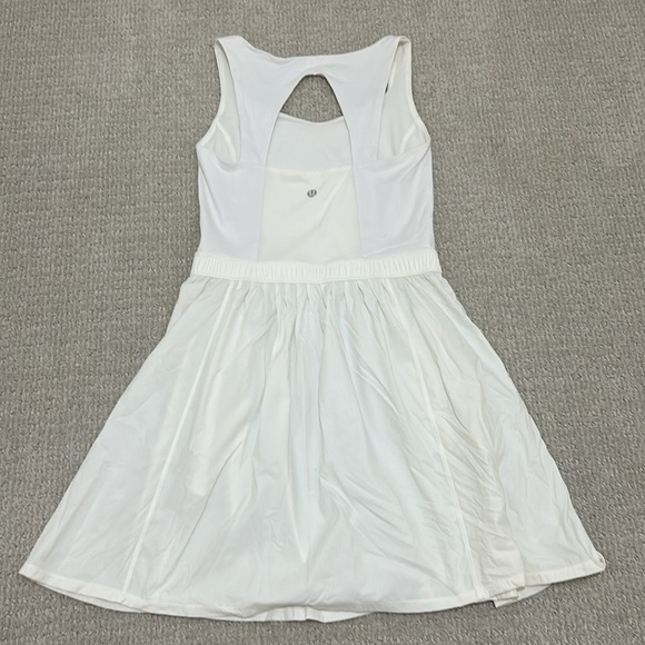 Size 4/6 Club Dress - Picture 2 of 2